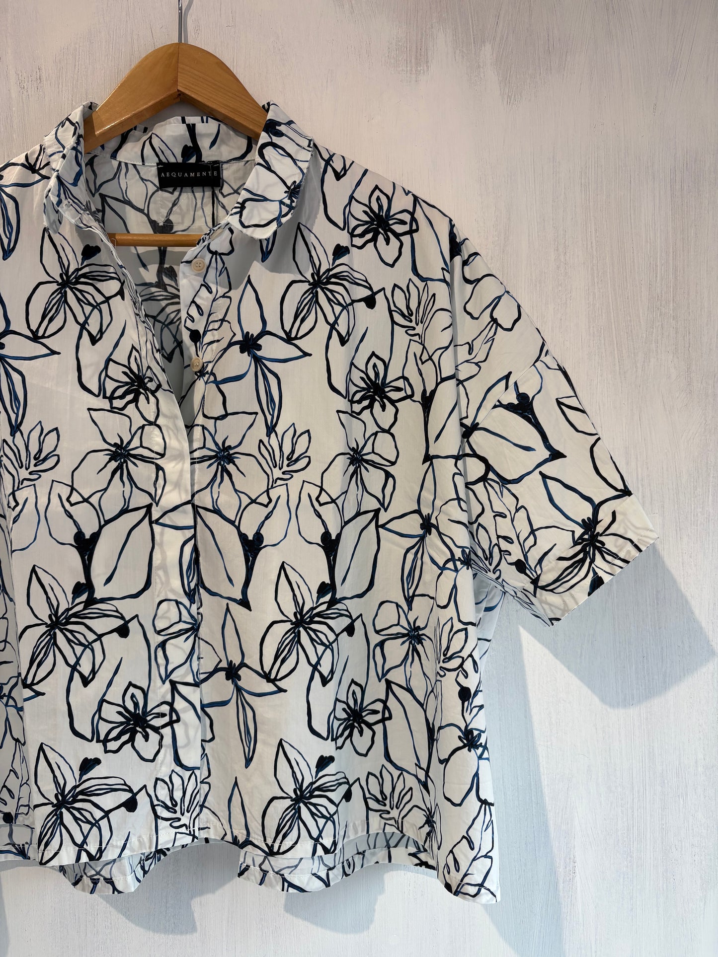Aequamente Blue Flowers Shirt