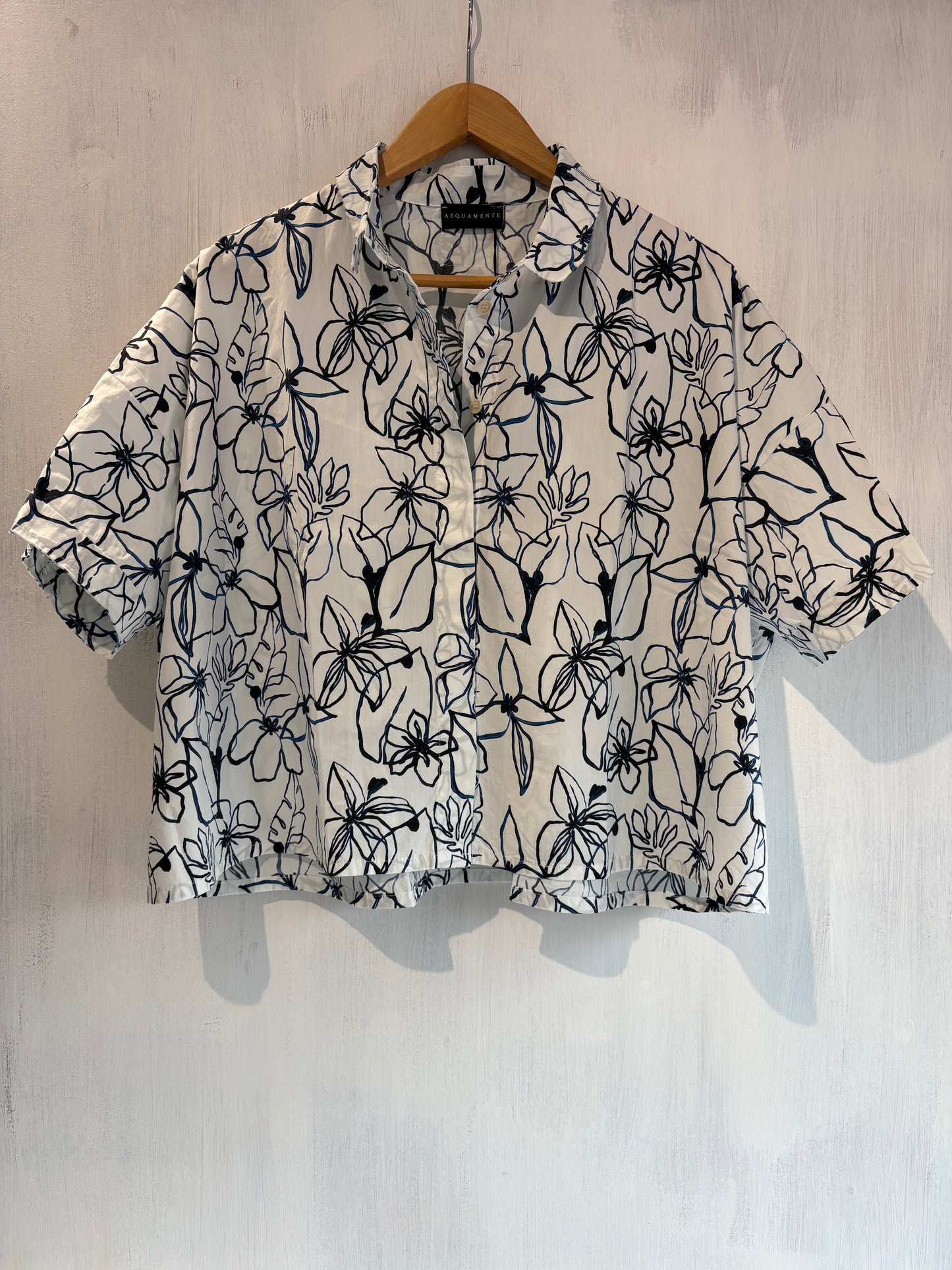 Aequamente Blue Flowers Shirt