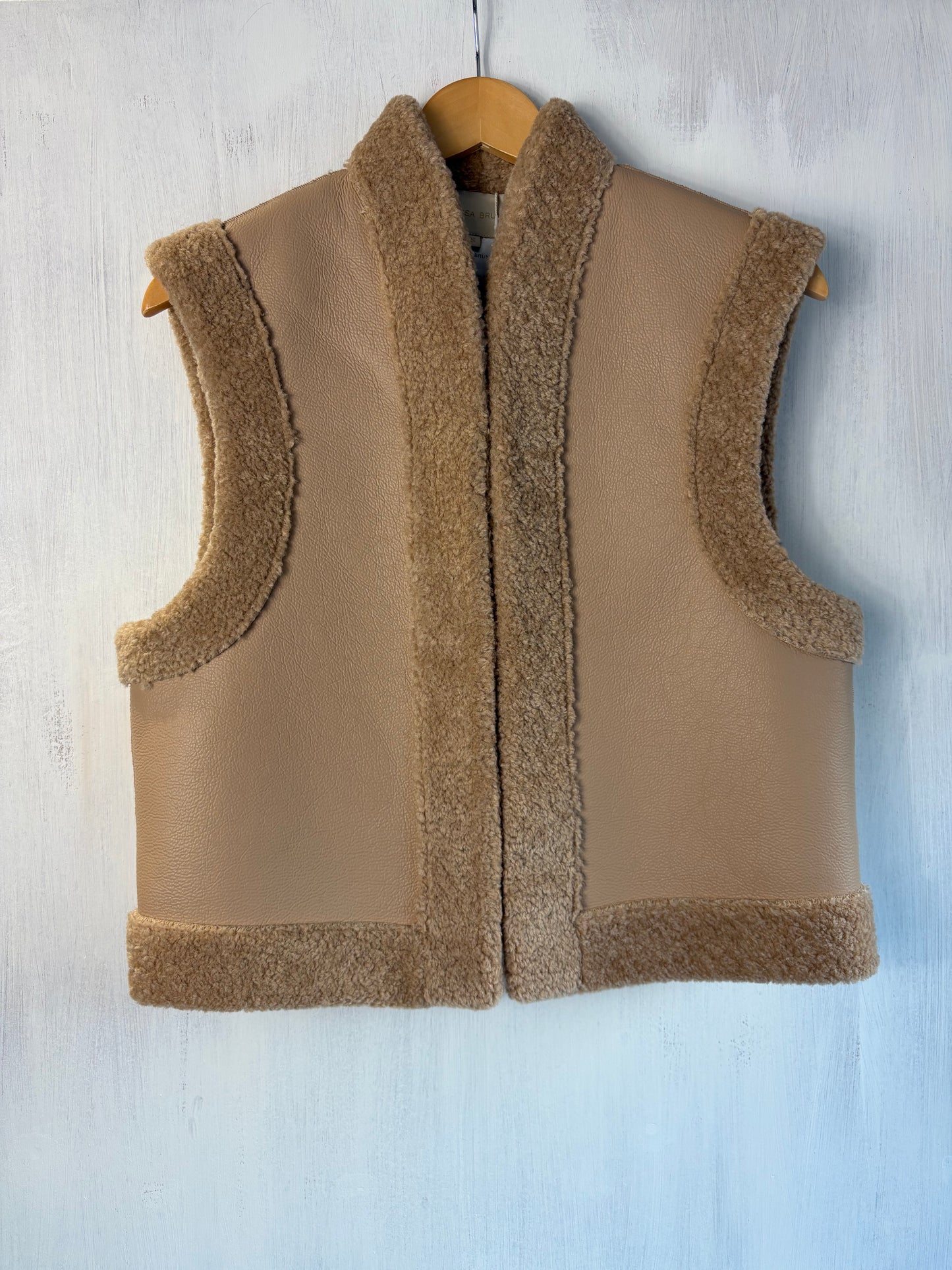 Vanessa Bruno Daman Gilet in Biscuit
