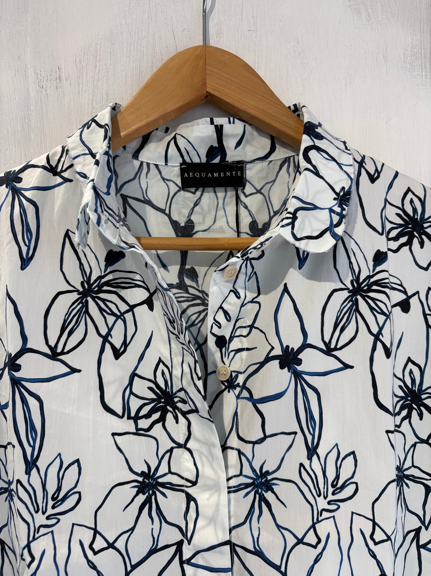 Aequamente Blue Flowers Shirt