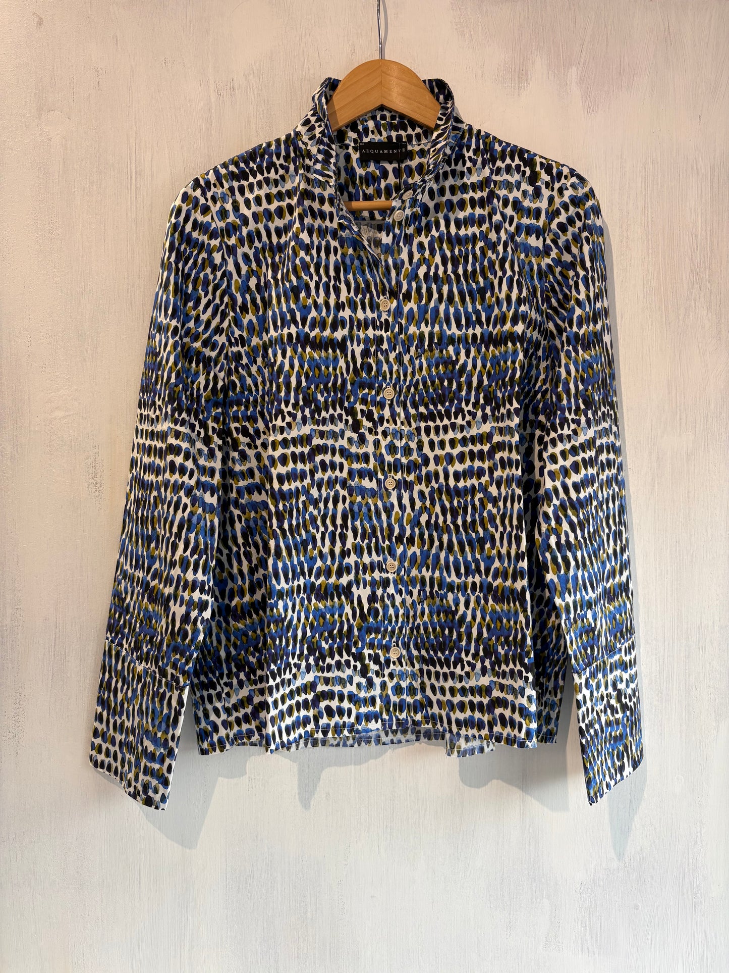 Aequamente Dots Shirt