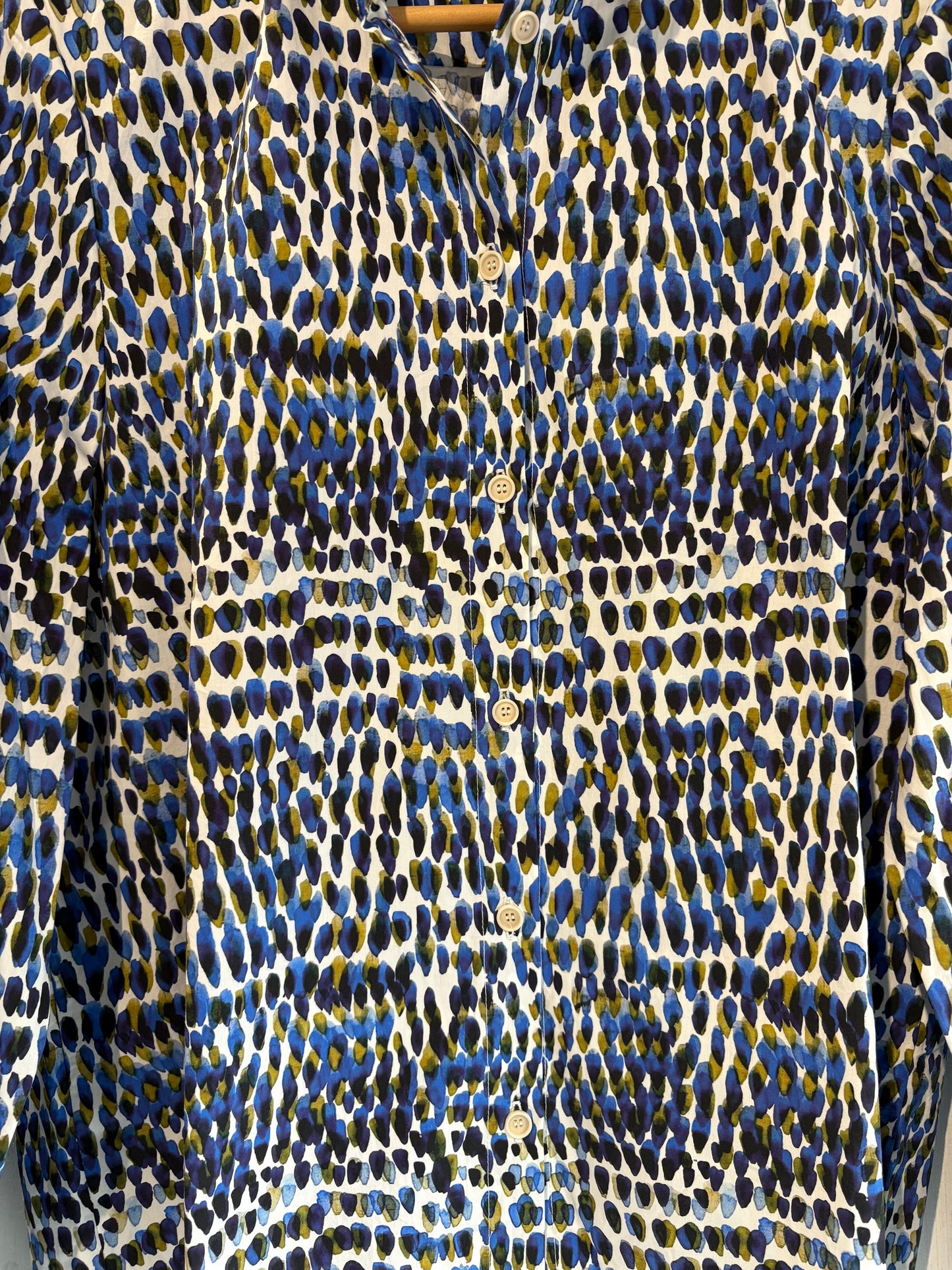 Aequamente Dots Shirt