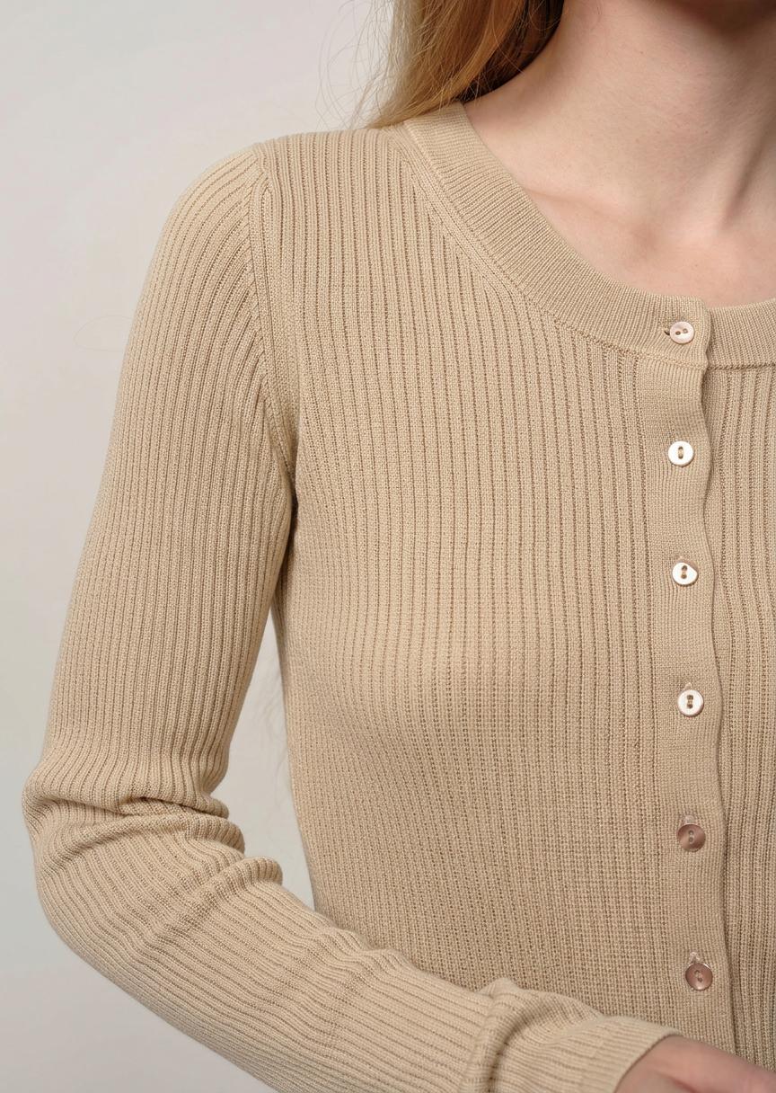Herskind Brooks Long Sleeve Cardigan in Creme