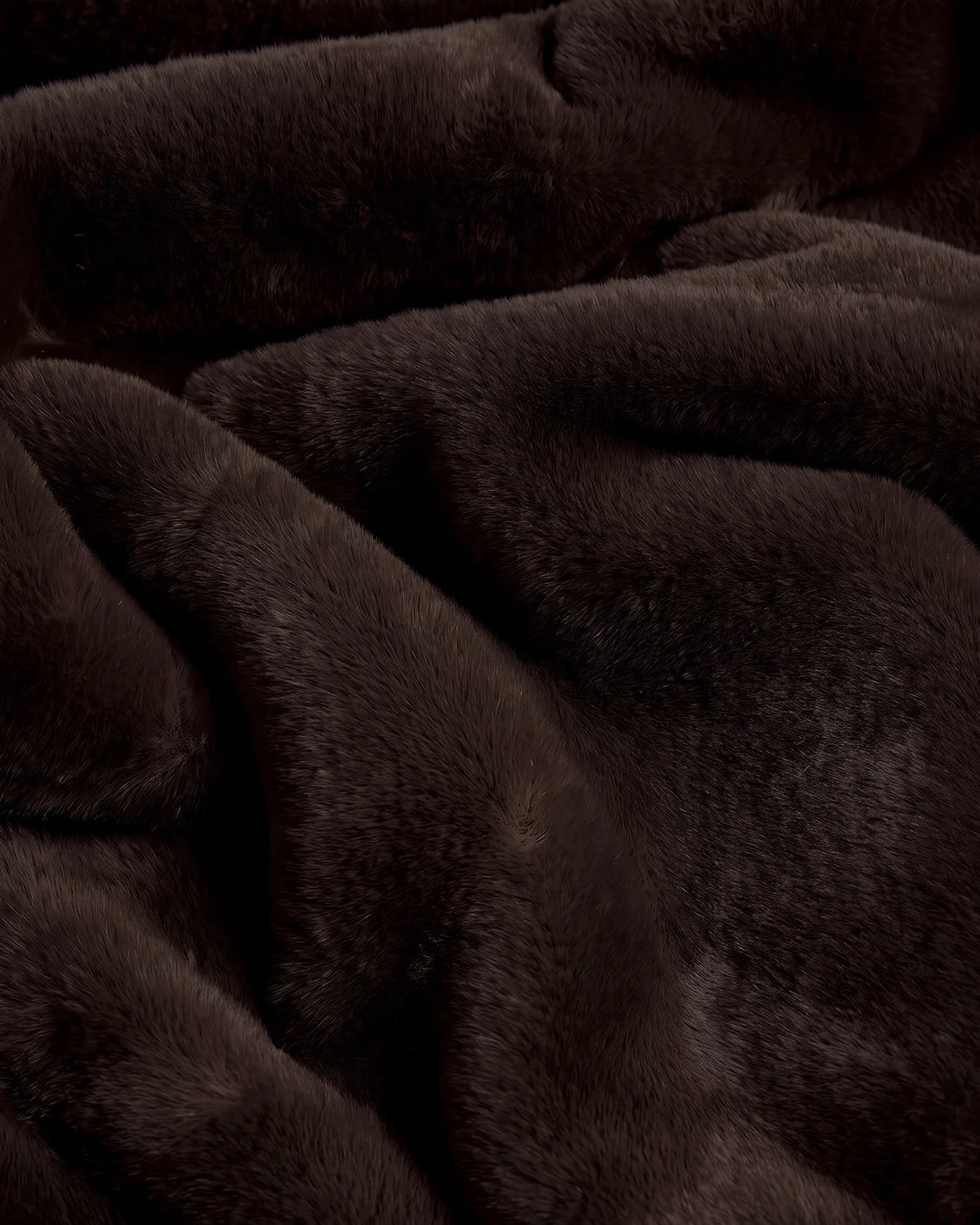 APPARIS Brady Blanket in Espresso