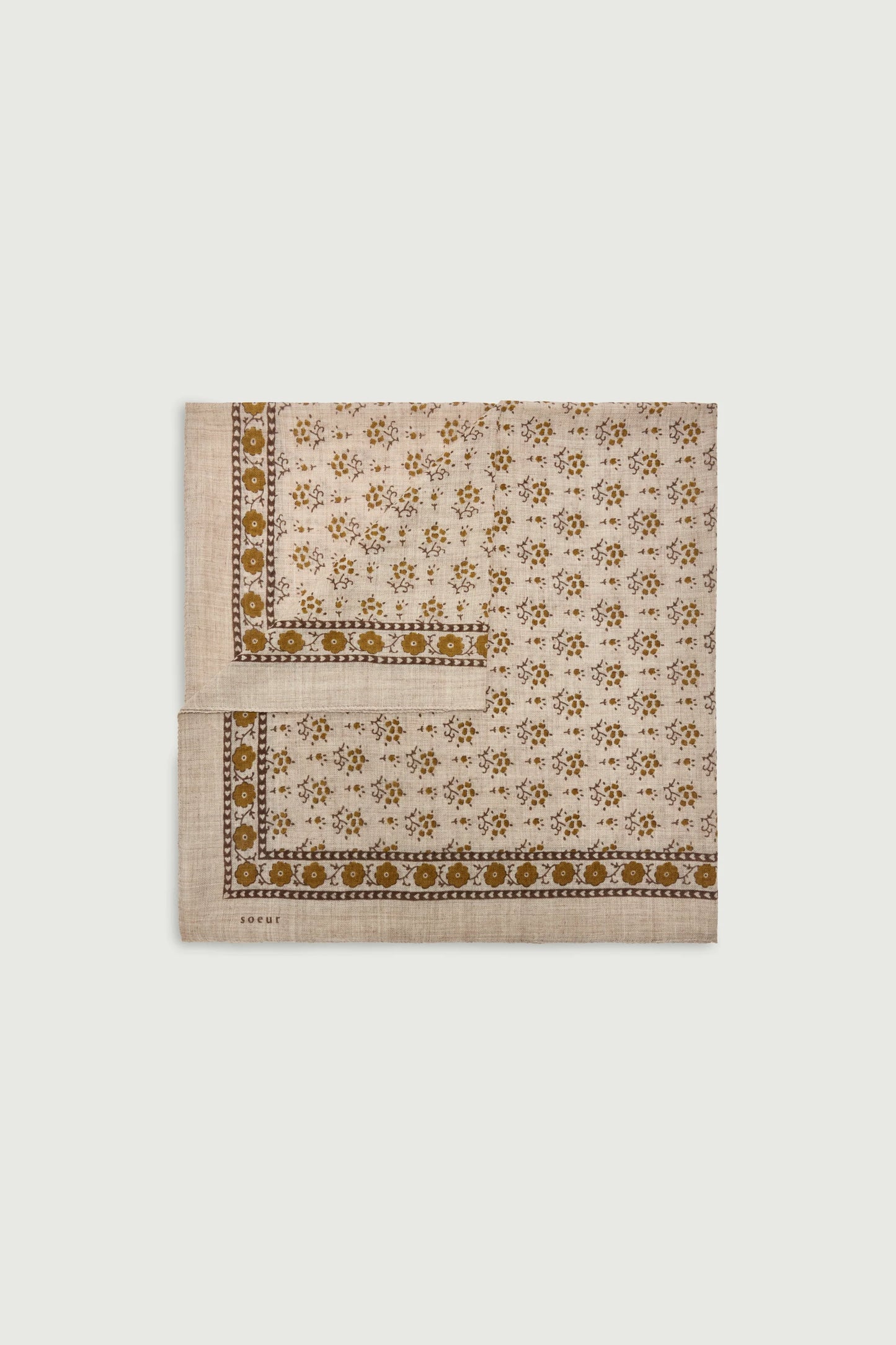 Soeur Classique Printed Wool Scarf in Beige / Khaki