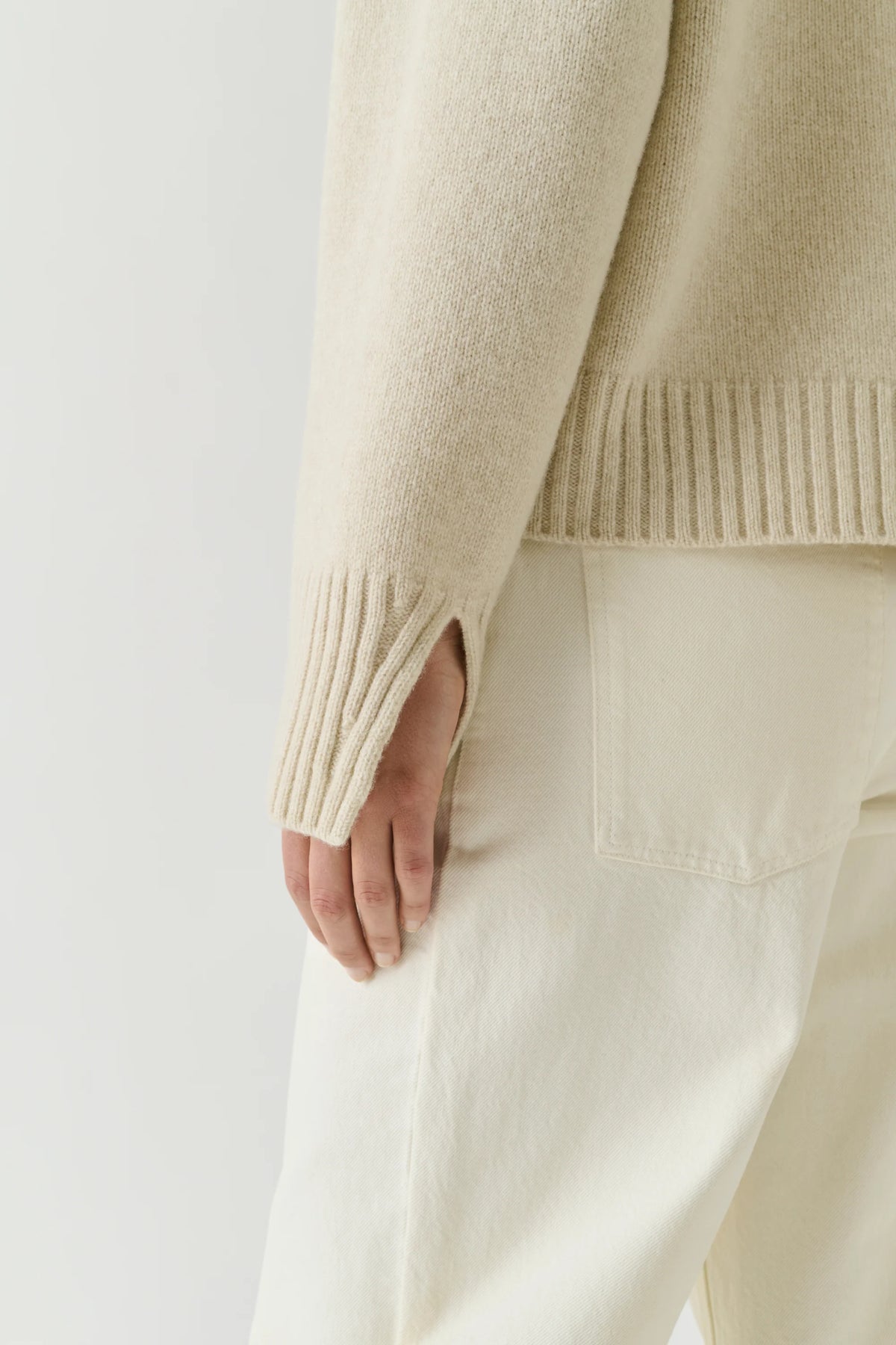 Soeur Will Boxy Pullover in Ecru