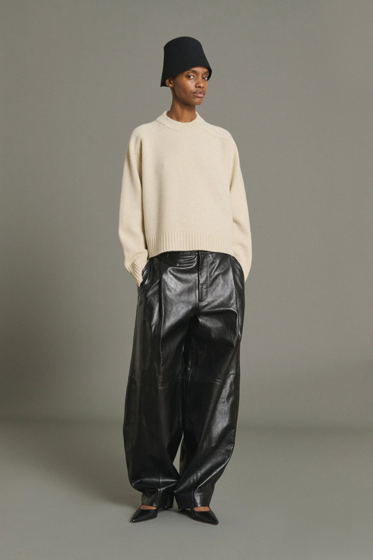 Soeur Will Boxy Pullover in Ecru
