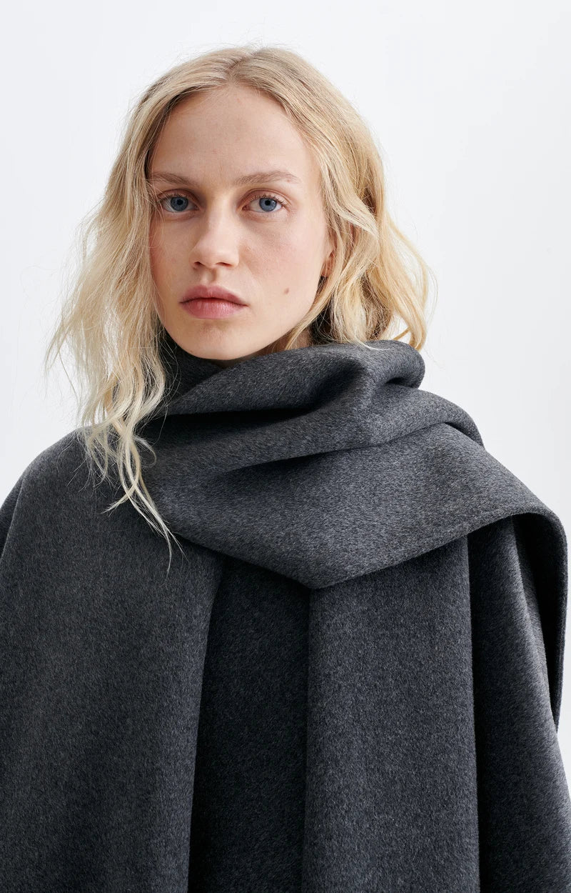 Vanessa Bruno Hope Fringed Poncho in Anthracite
