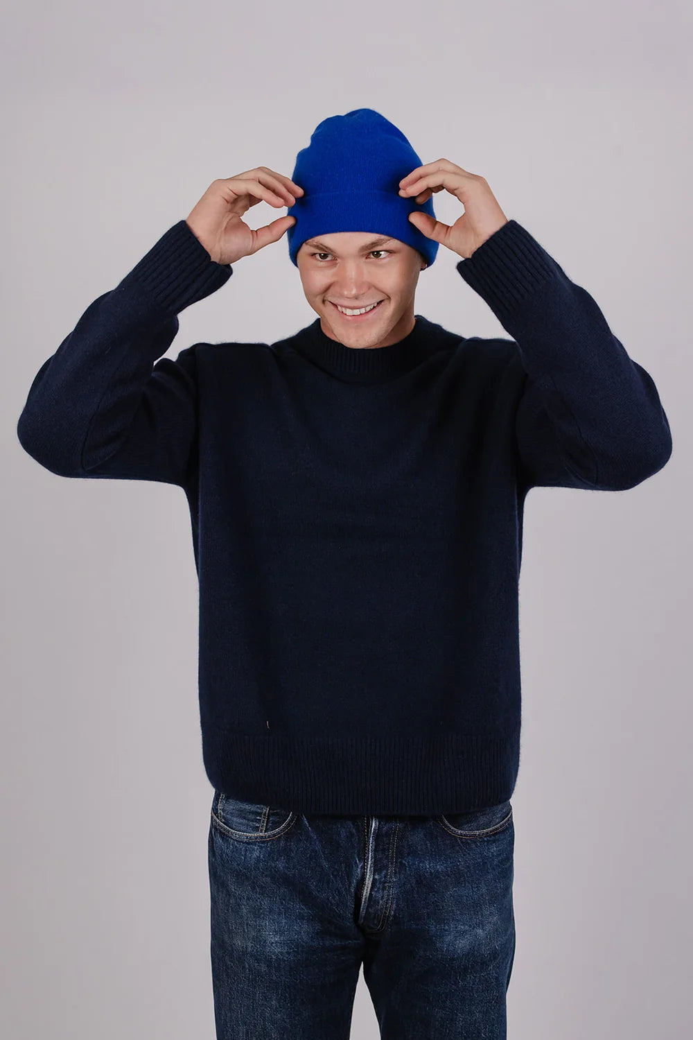 Vic and Bert Colin Premium 5GG Cashmere Knit in Navy - Unisex